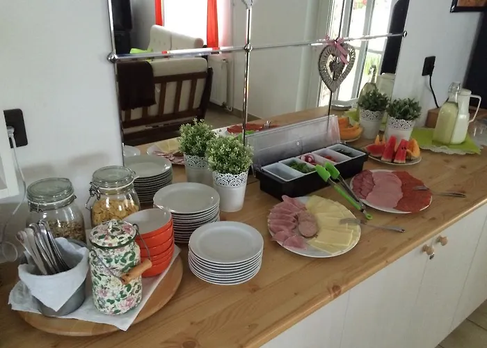 Kathy Panzio Balatongyörök